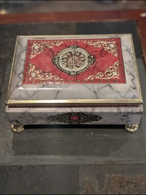 Blue Bird Harry Vincent Metal Box